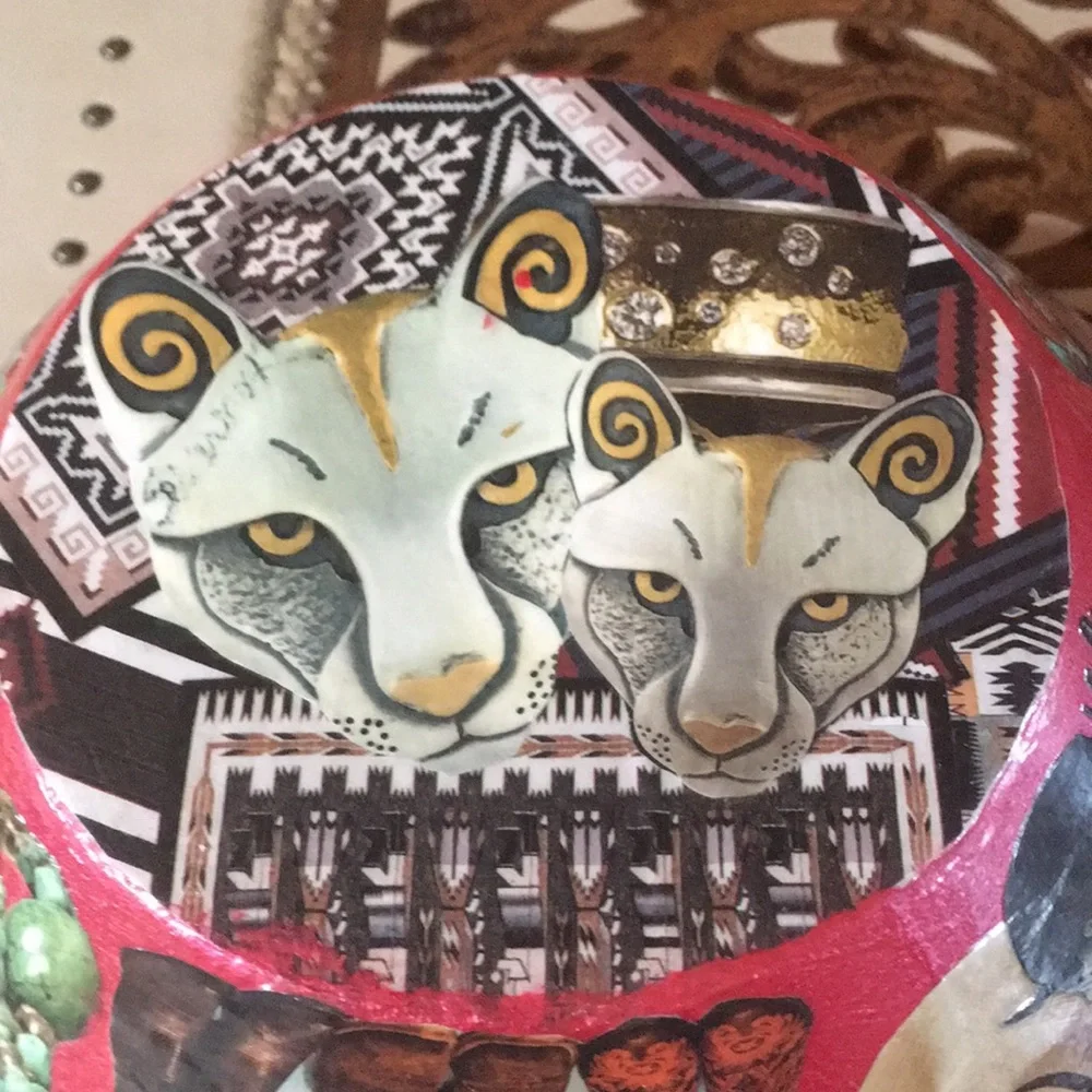 Hand Crafted Vintage Bowl Colorful Southwest Cowboy boots Jewelry Decoupage Art - Picture 5 of 11